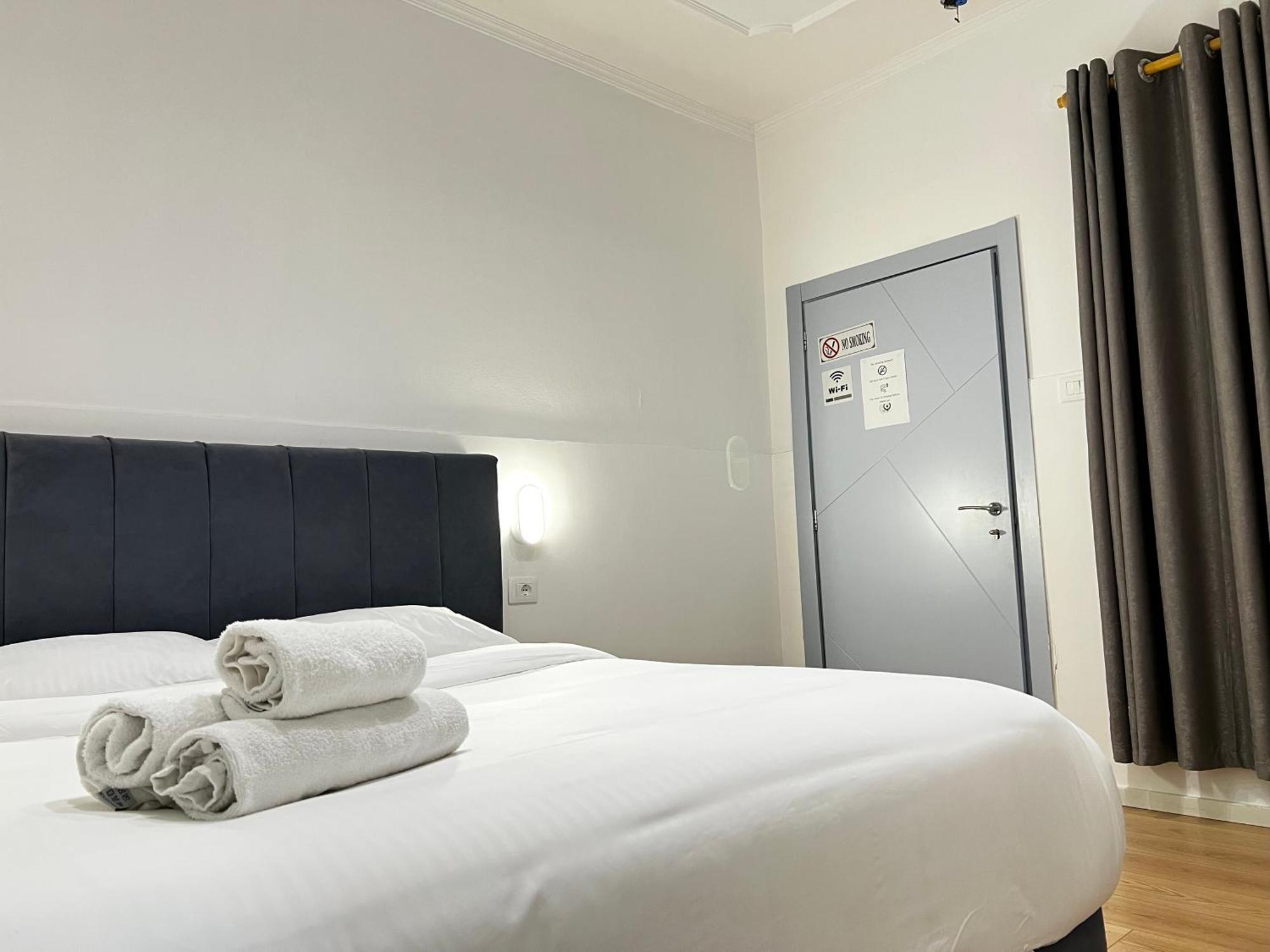 Tirana Square Hotel 외부 사진